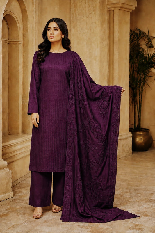 *Imperial Texture Velvet – 3-Piece Unstitched Collection ✨👑*